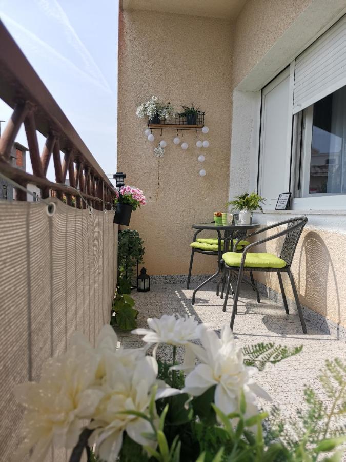 Apartment Marina Podstrana Exteriör bild